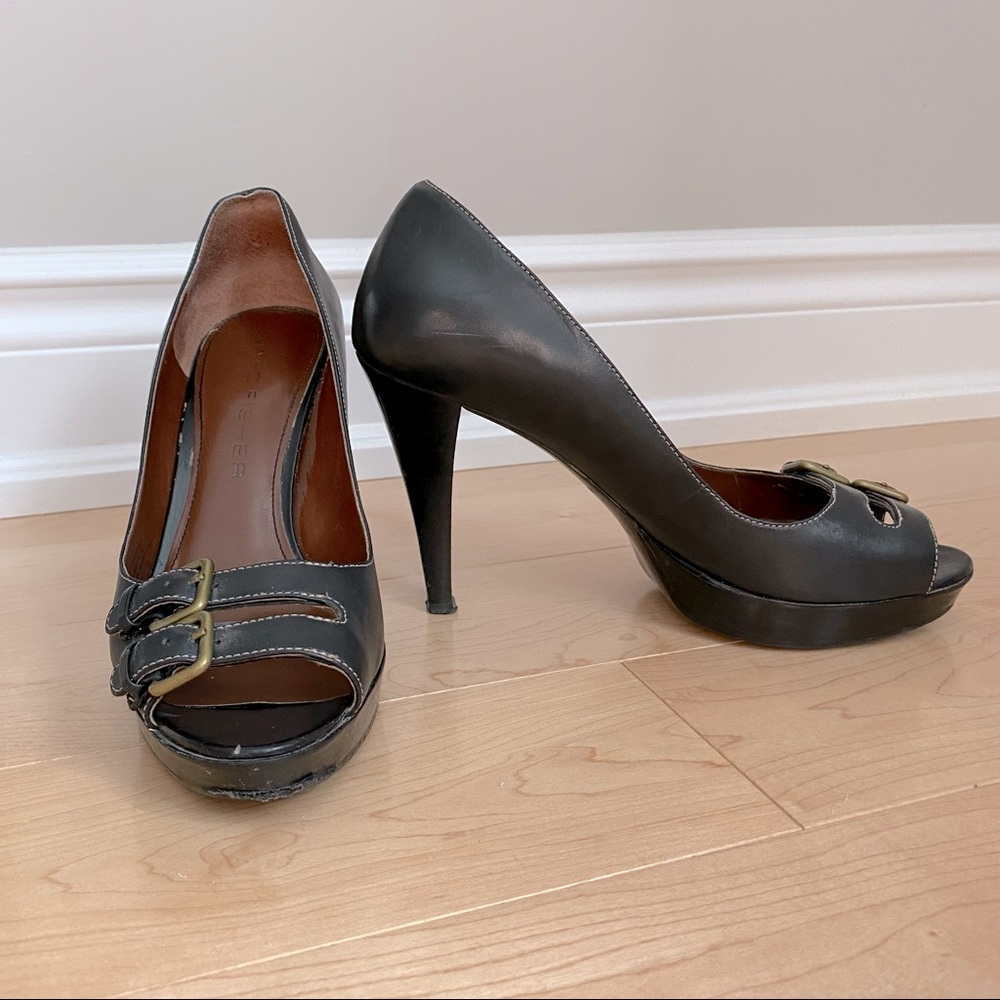 Marc Fisher pumps